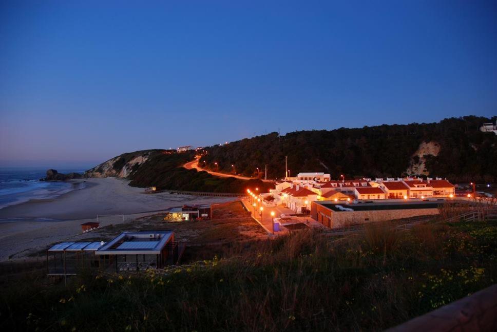 Casa Da Praia Das Paredes-Nazare Senhora da Vitoria Екстериор снимка
